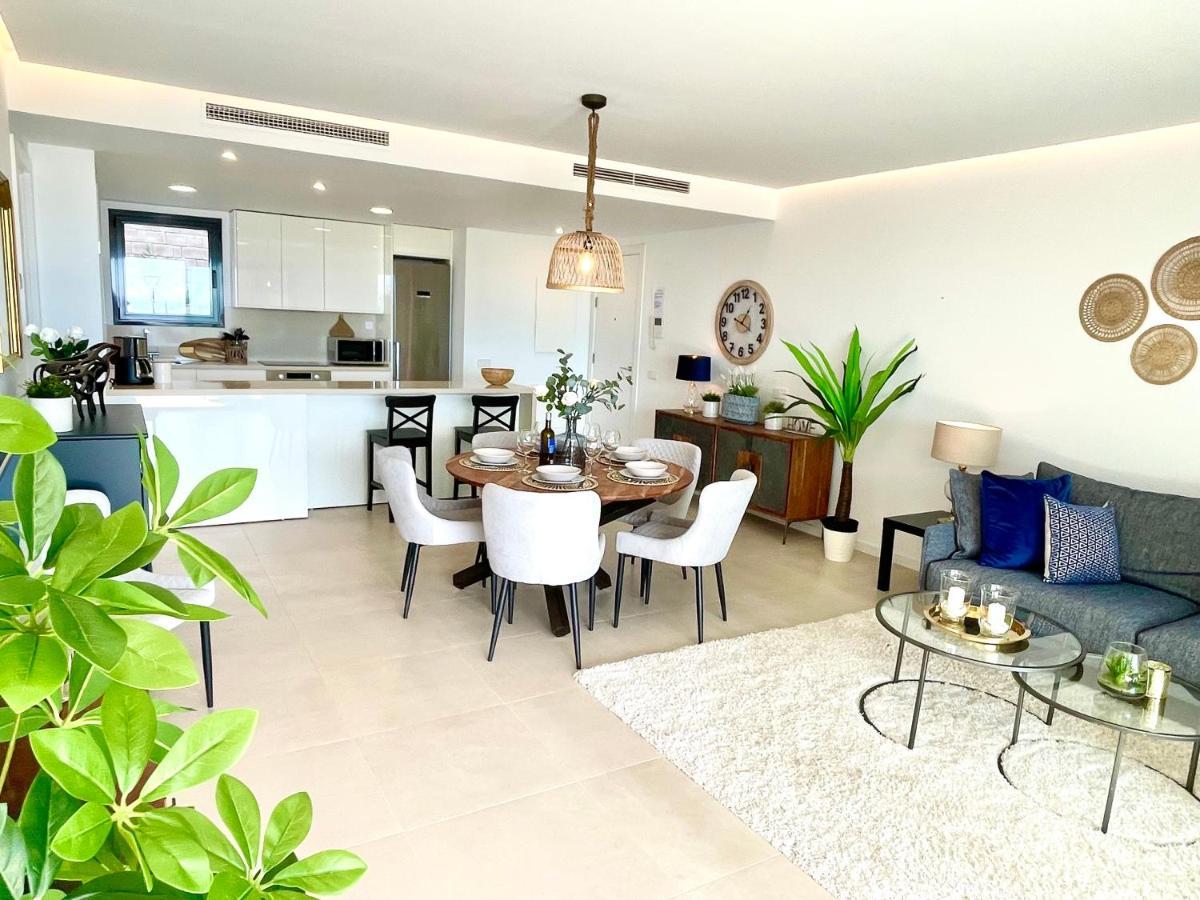 Luxury 3 Bedroom Apartment 300M From The Beach Fuengirola Exteriér fotografie