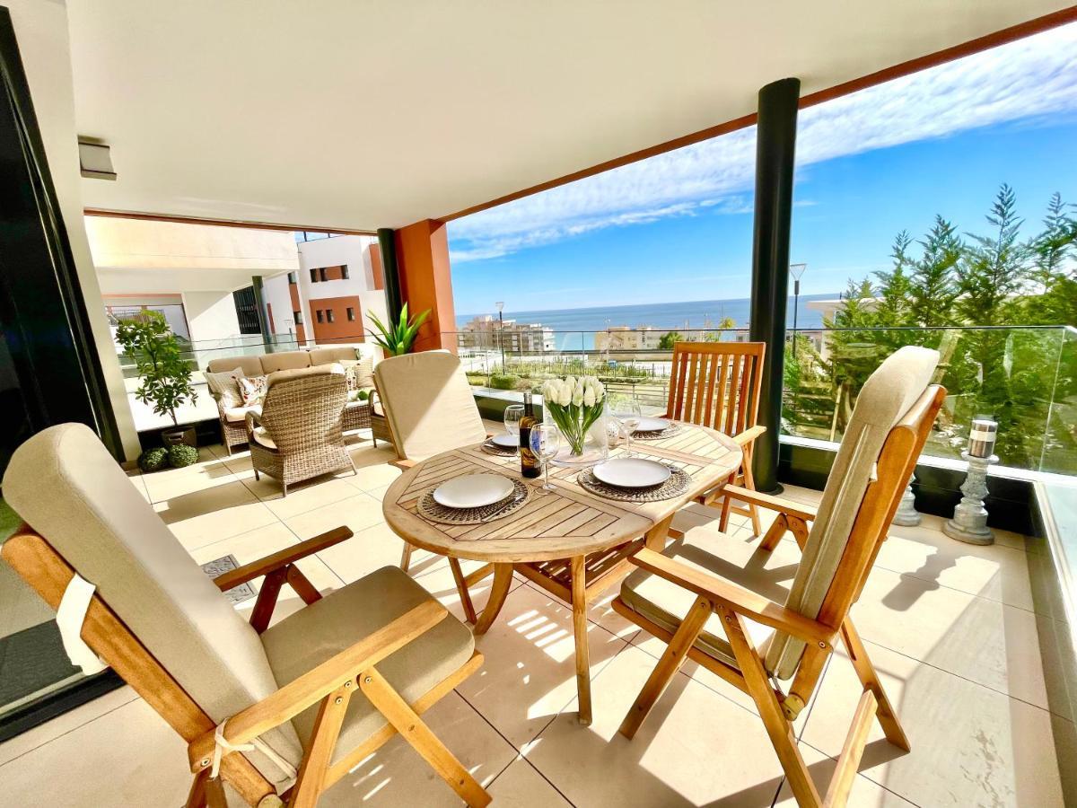 Luxury 3 Bedroom Apartment 300M From The Beach Fuengirola Exteriér fotografie